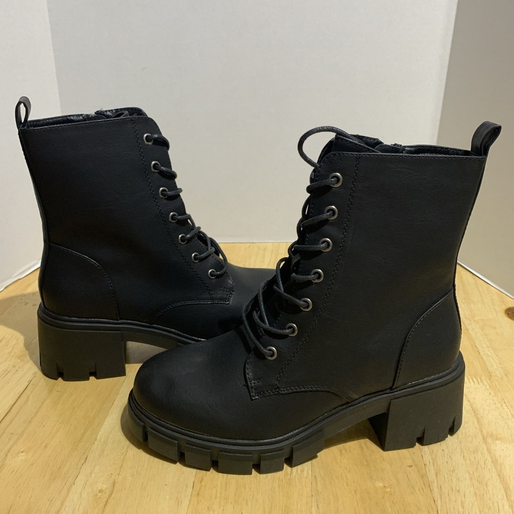 Dirty Laundry Women's Black Zipper Lace-Up Platform Combat Boots Size 8- NEW